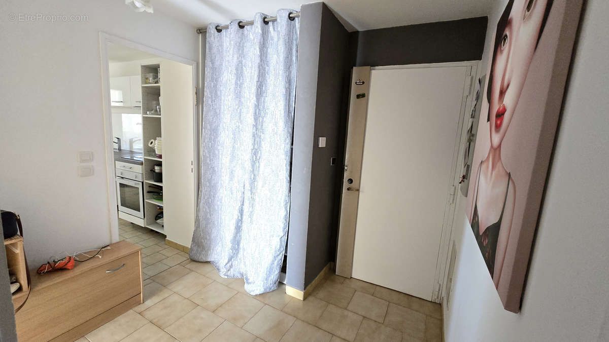 Appartement à MARSEILLE-8E