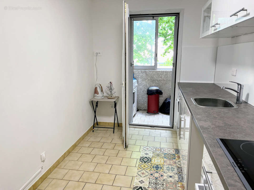 Appartement à MARSEILLE-8E