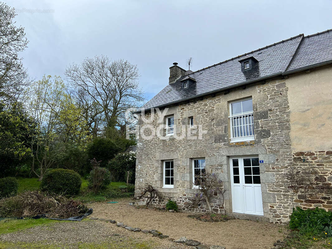 Maison à TREVRON