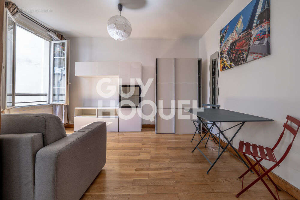 Appartement à PARIS-9E