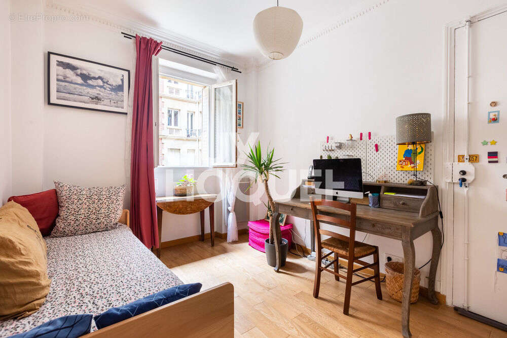 Appartement à PARIS-9E