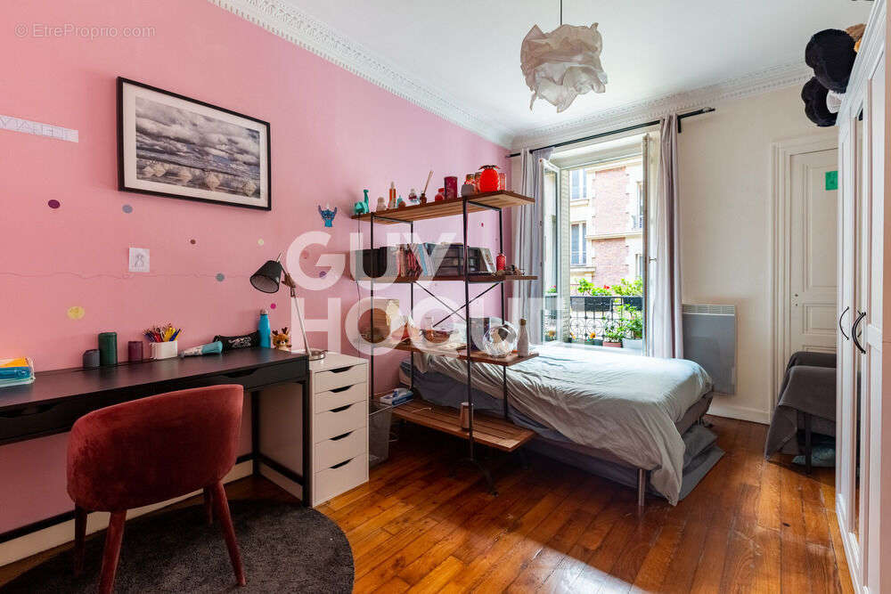 Appartement à PARIS-9E