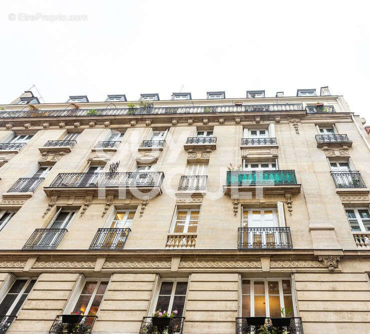 Appartement à PARIS-9E