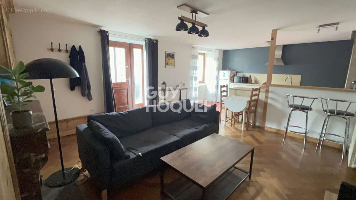 Appartement à MORNANT