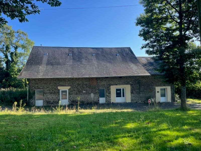 Maison à LE BENY-BOCAGE