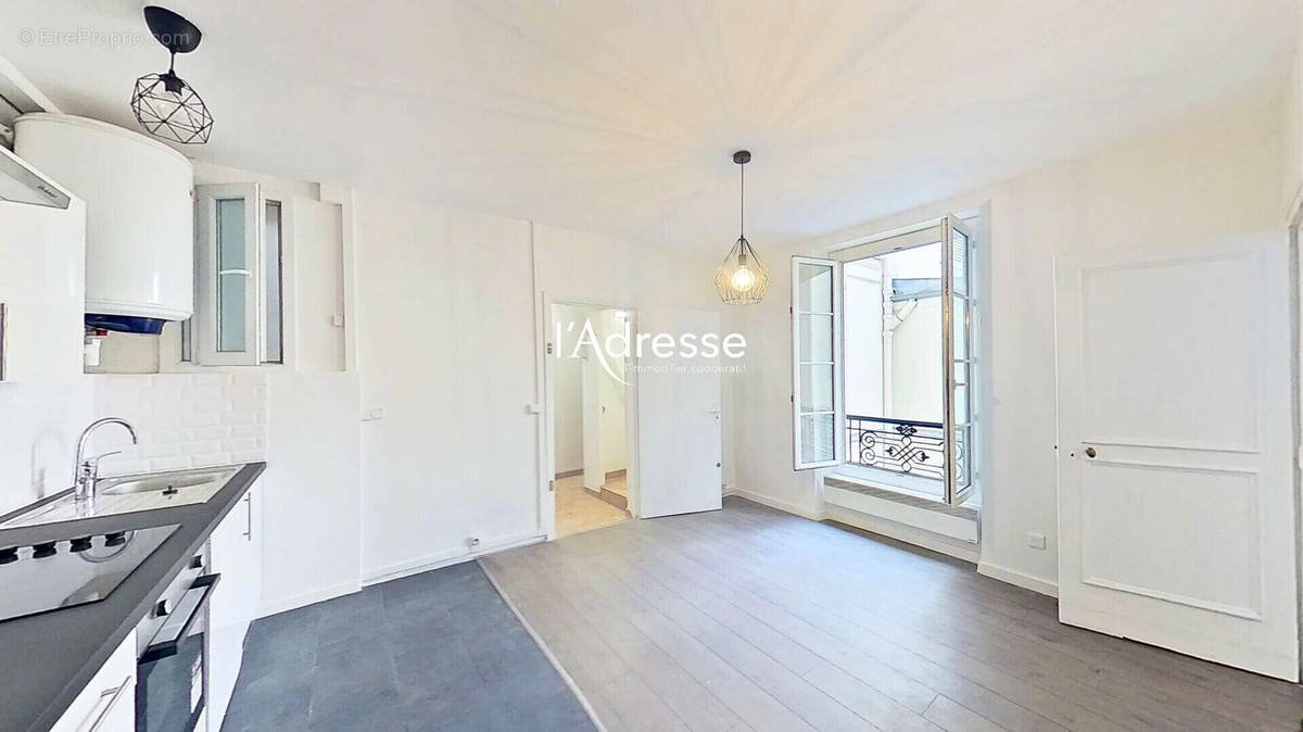 Appartement à PARIS-7E