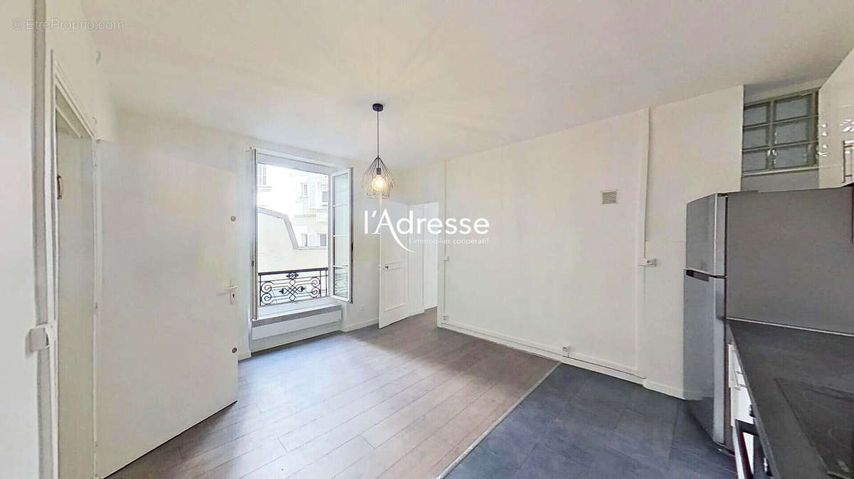 Appartement à PARIS-7E