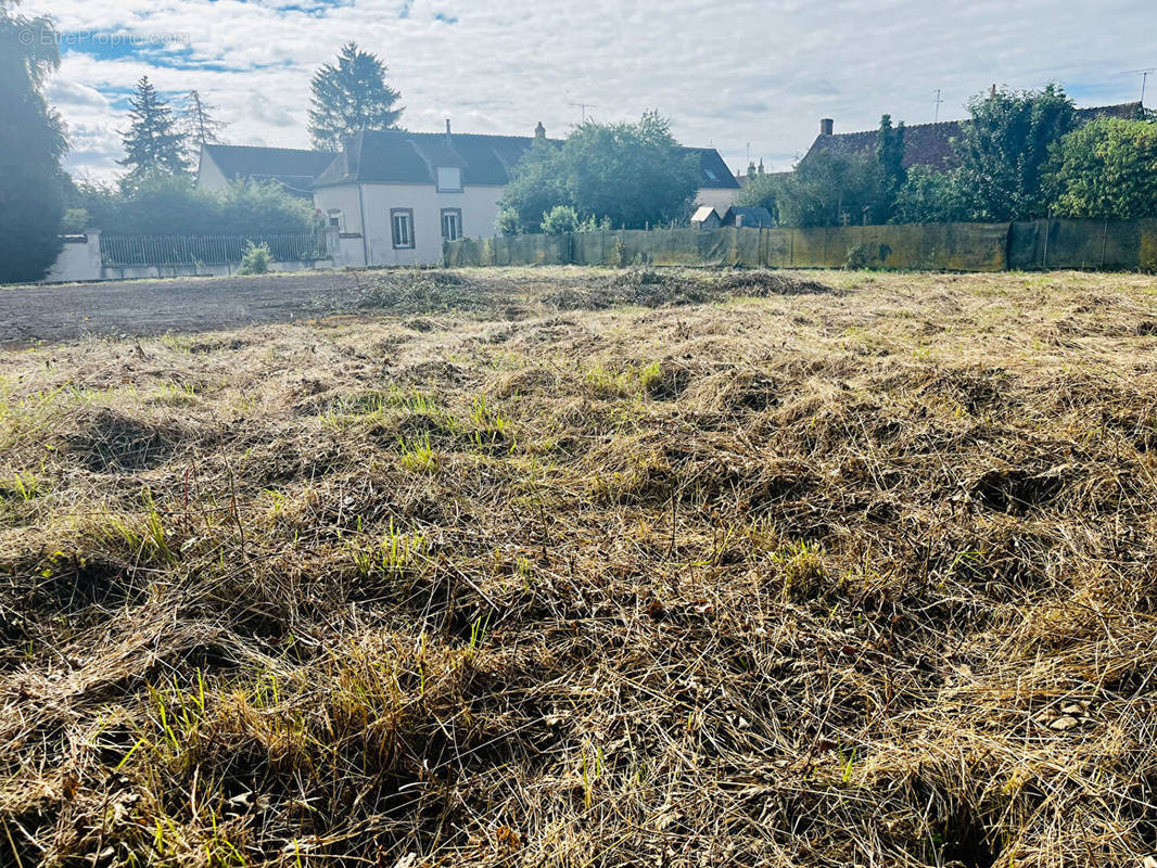 Terrain à HERY