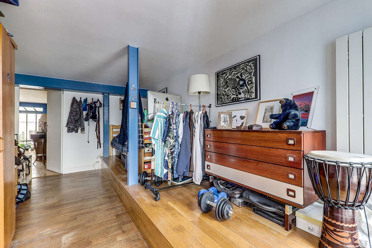 Appartement à PARIS-20E