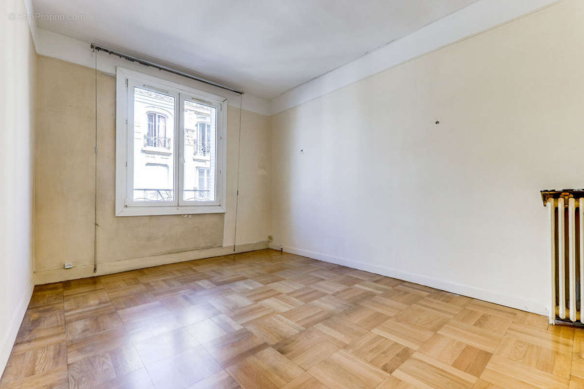 Appartement à PARIS-20E