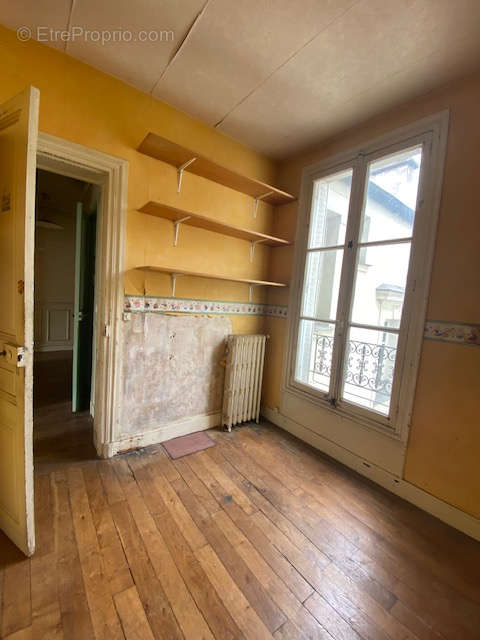 Appartement à PARIS-20E