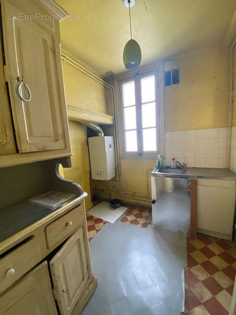 Appartement à PARIS-20E