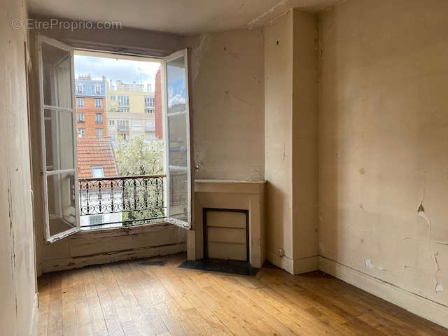 Appartement à PARIS-20E