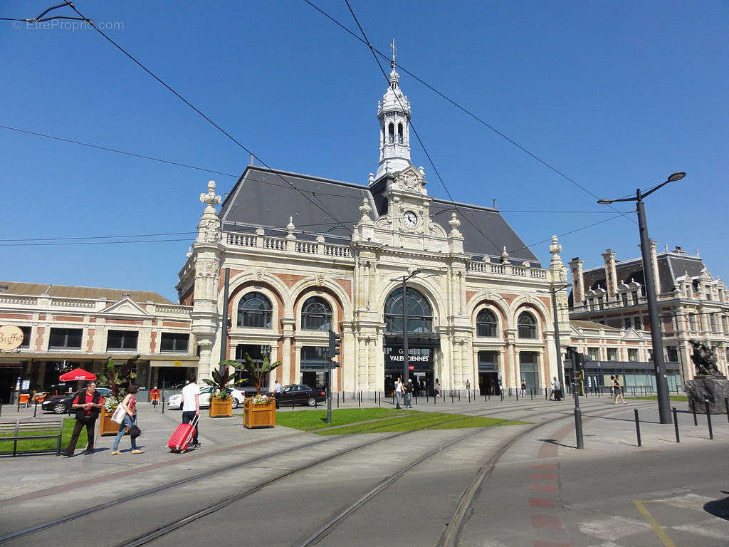 Commerce à VALENCIENNES