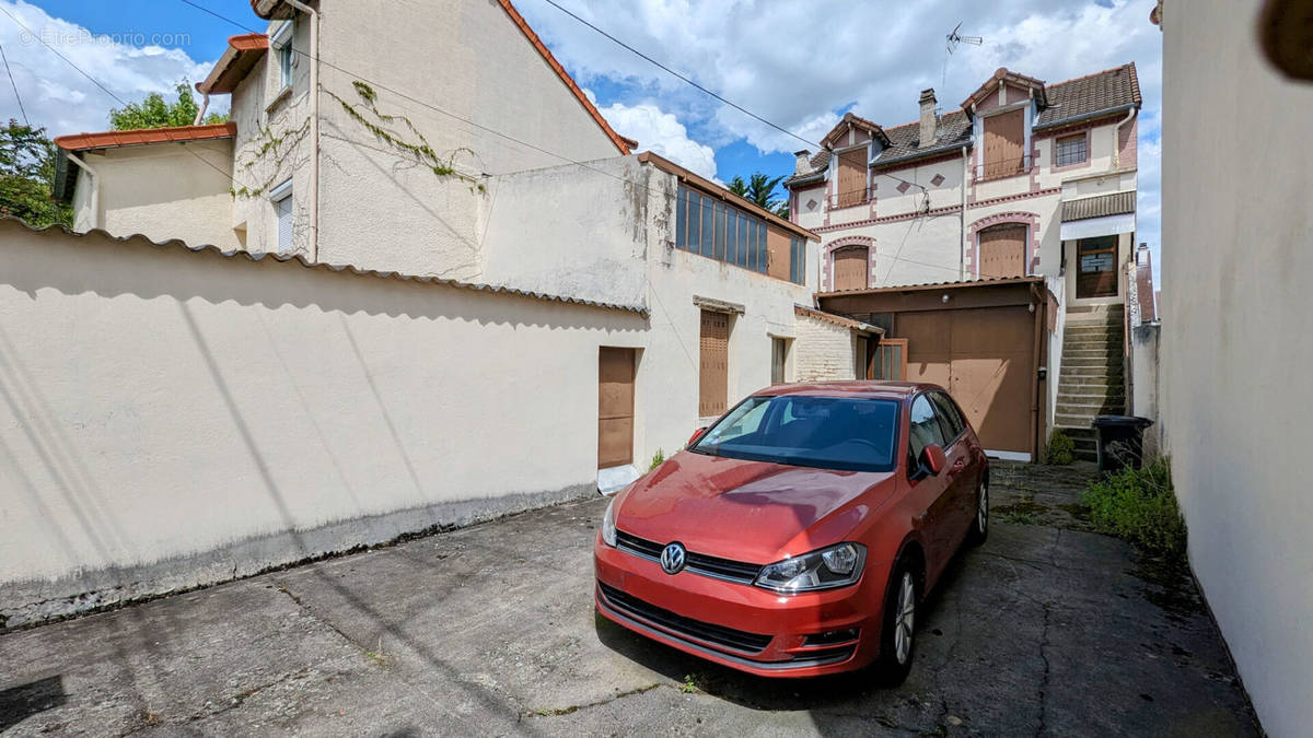 Maison à SAINT-DENIS