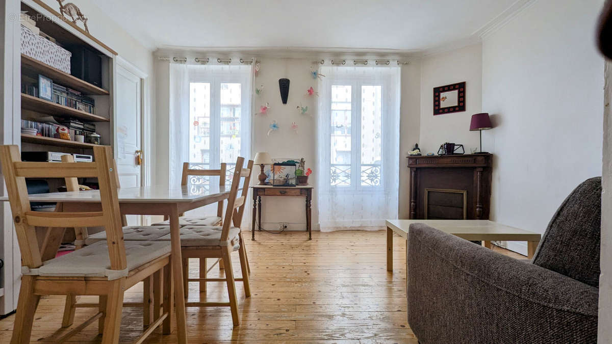 Appartement à SAINT-DENIS