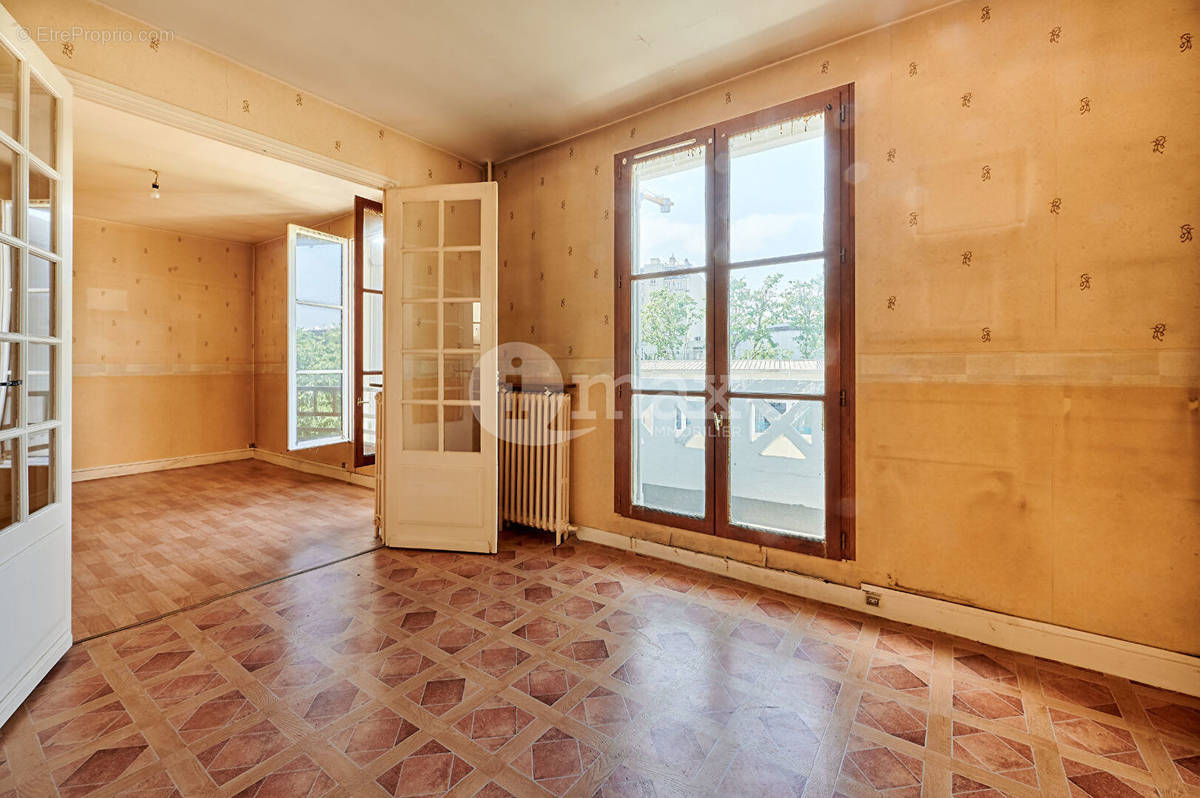 Appartement à COLOMBES