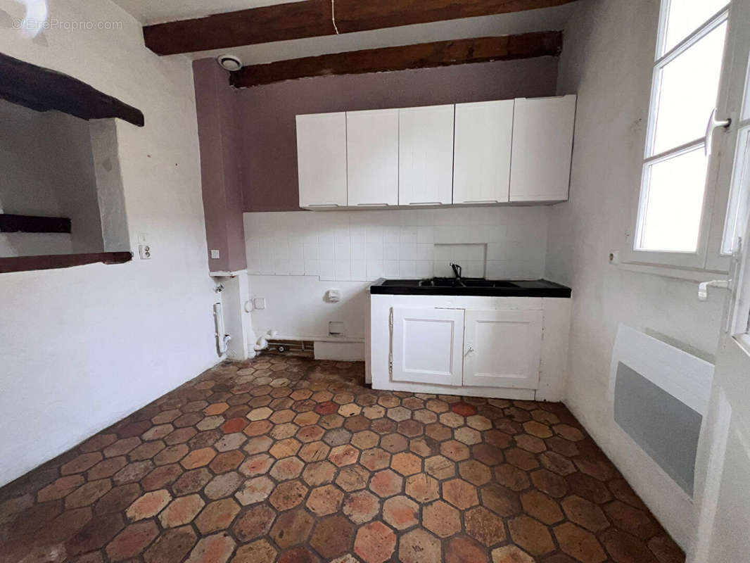 Appartement à MORIGNY-CHAMPIGNY