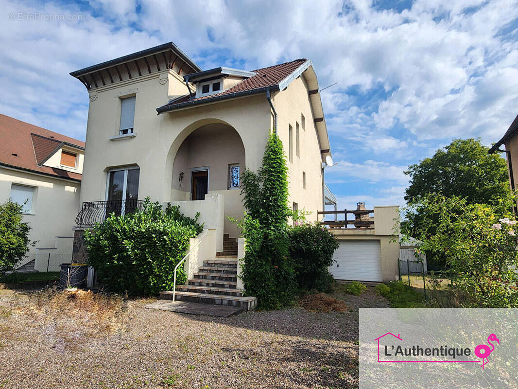 Maison à LUXEUIL-LES-BAINS