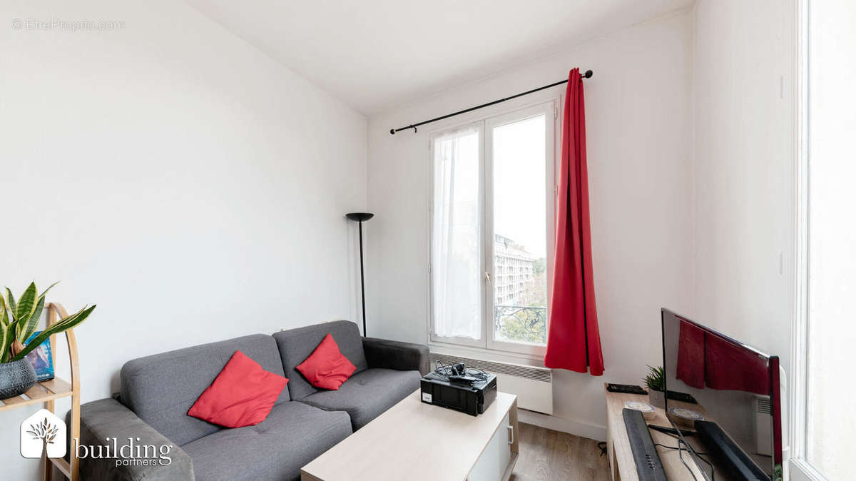 Appartement à COURBEVOIE