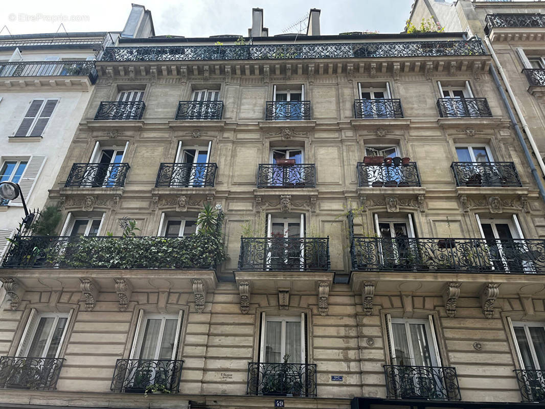 Appartement à PARIS-9E