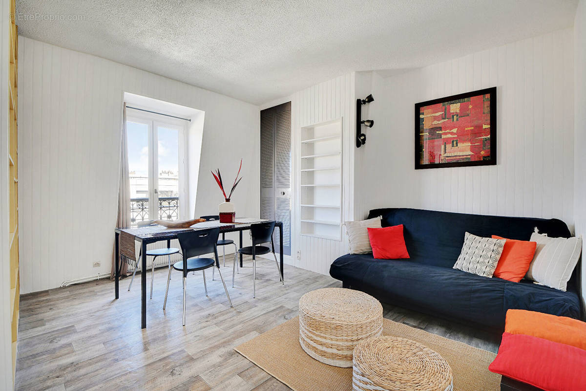 Appartement à PARIS-11E