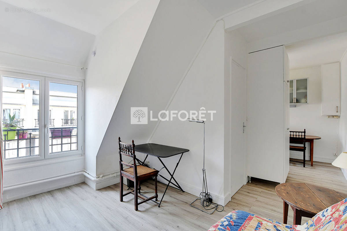 Appartement à PARIS-18E