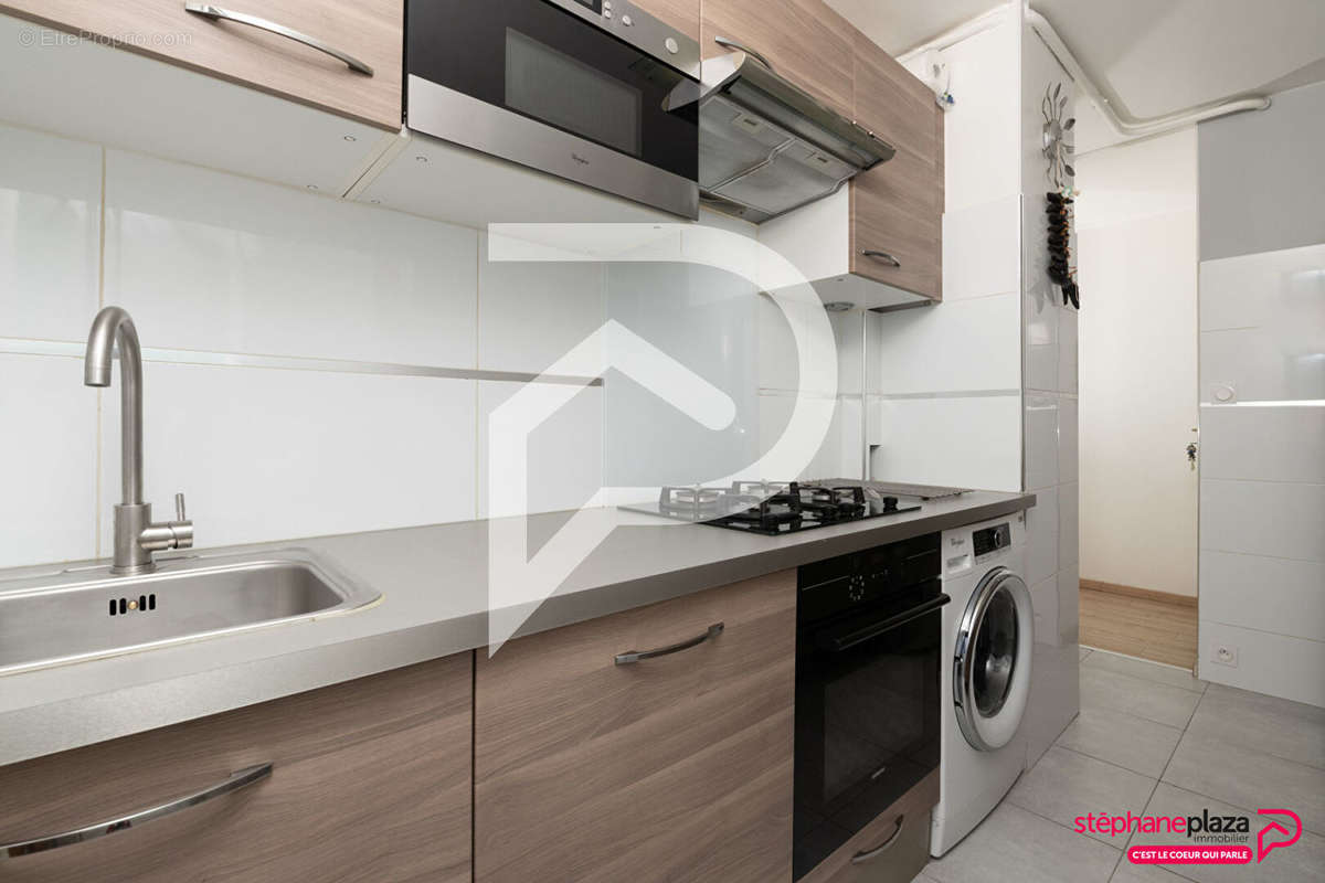 Appartement à MARSEILLE-8E