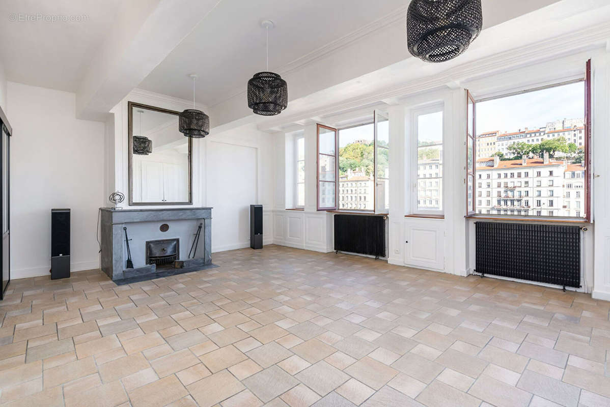 Appartement à LYON-5E