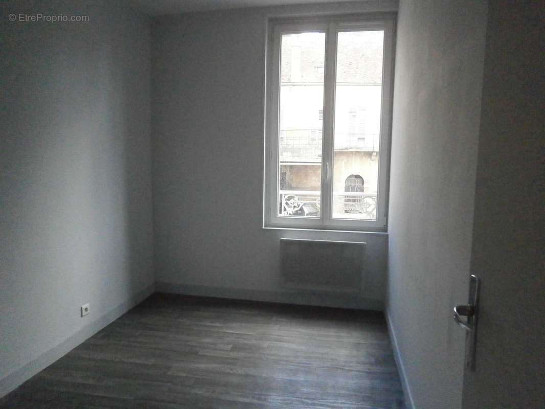 Appartement à MONTBARD