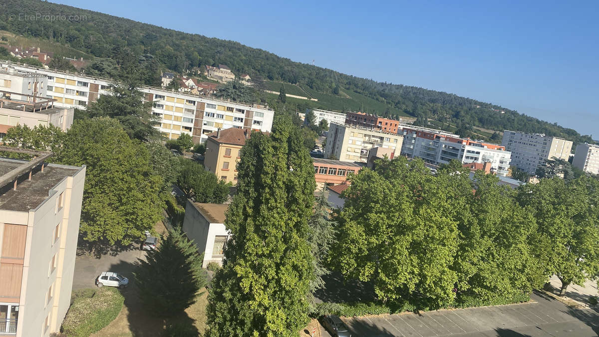 Appartement à CHENOVE