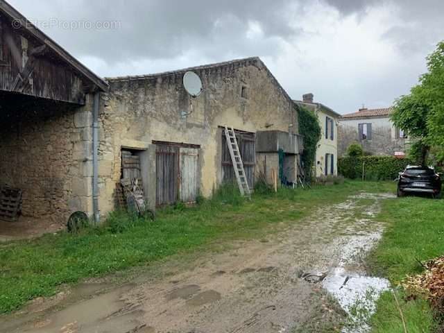 Maison à SOULIGNAC