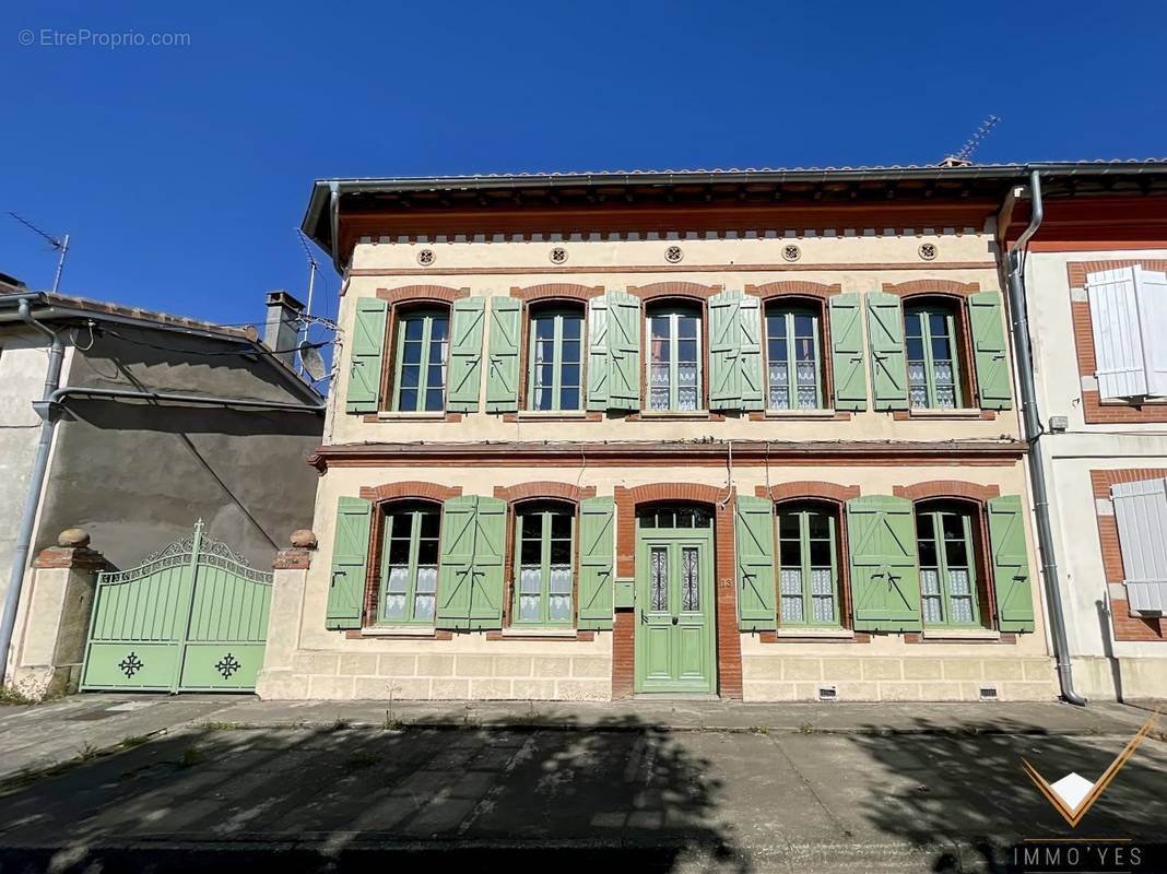 Maison à SAINT-LYS