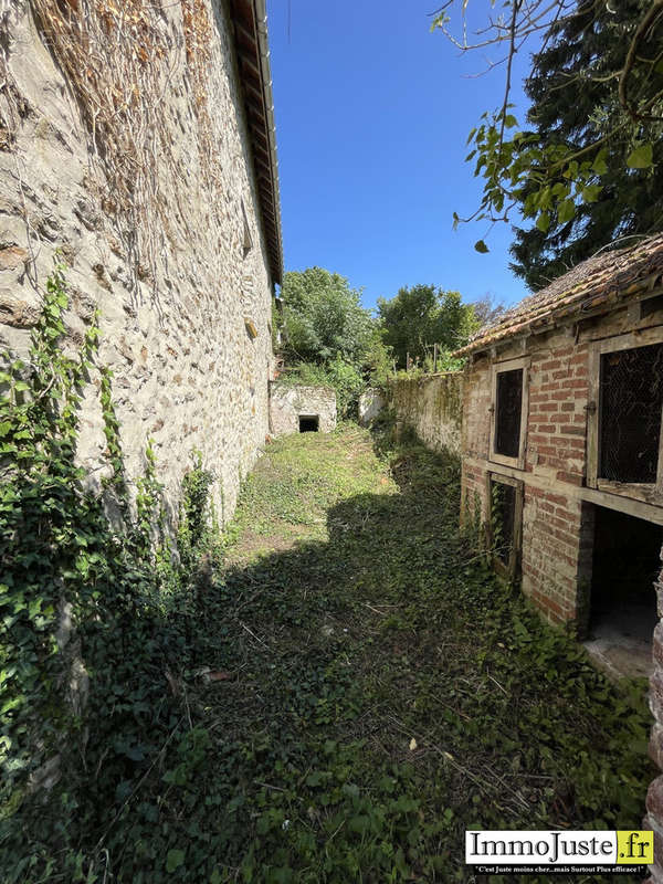 Maison à BEUVARDES