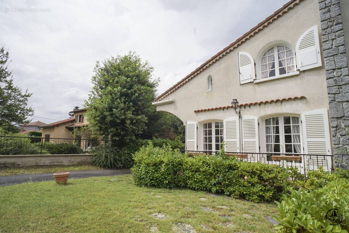 Maison à BAS-EN-BASSET