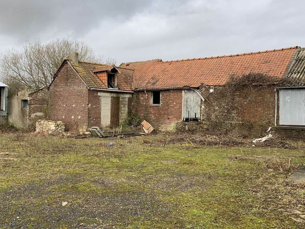 Maison à CHEPY