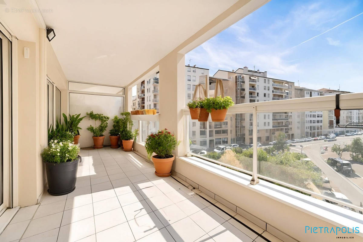 Appartement à LYON-7E