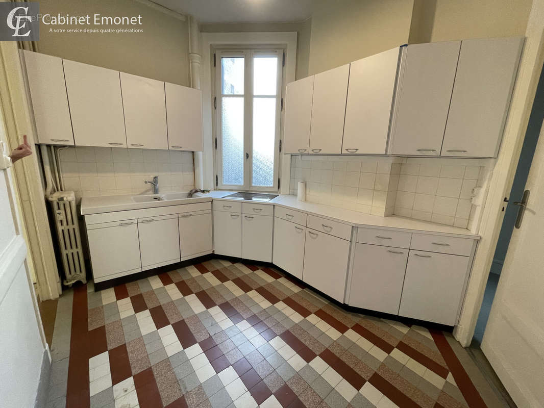 Appartement à SAINT-ETIENNE