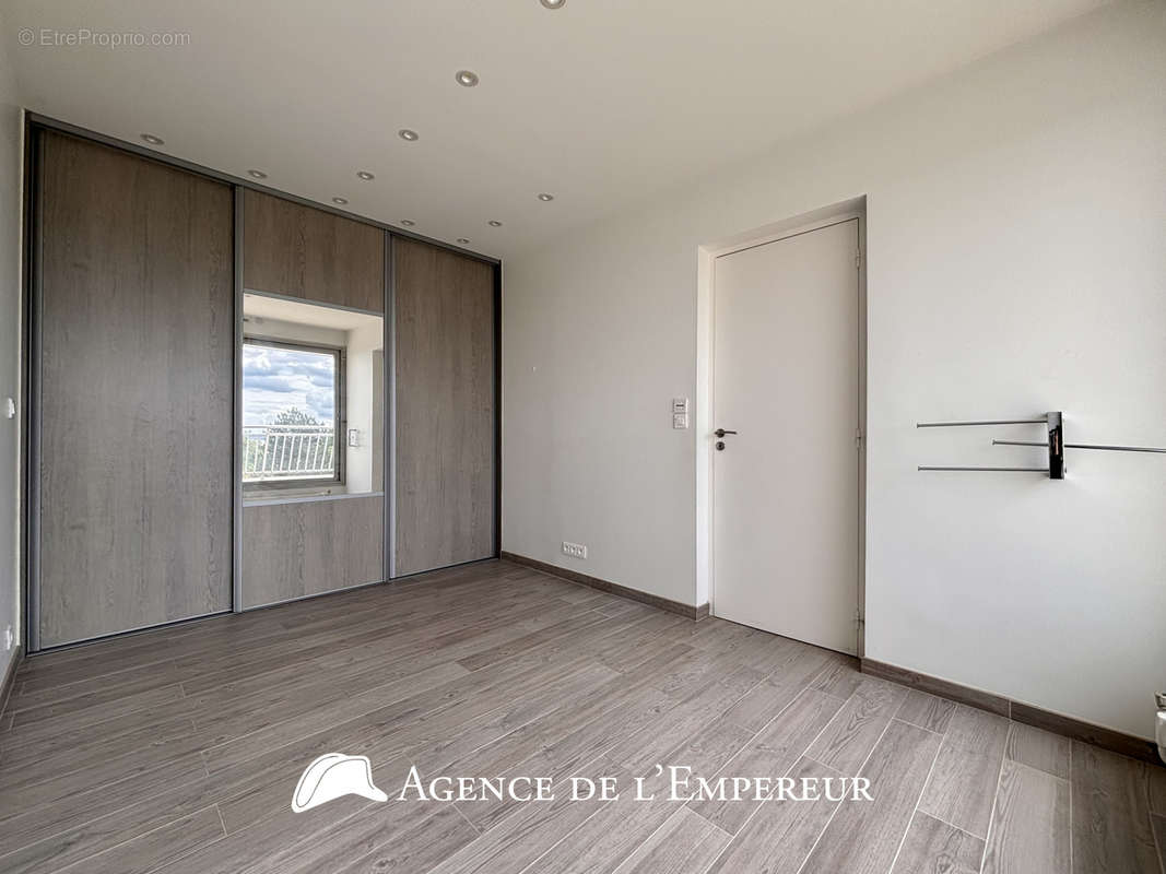 Appartement à RUEIL-MALMAISON