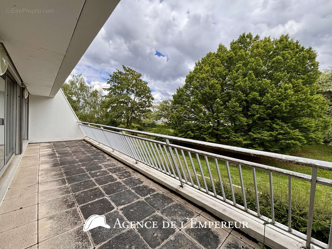 Appartement à RUEIL-MALMAISON