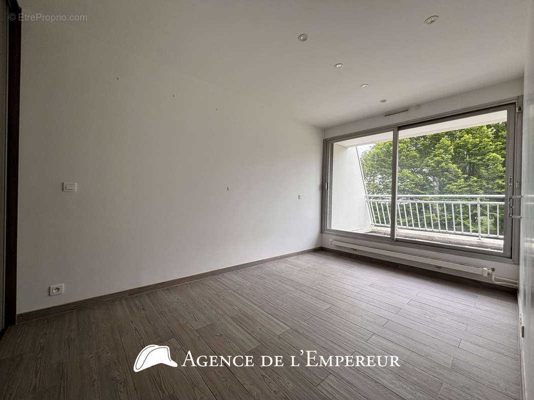 Appartement à RUEIL-MALMAISON