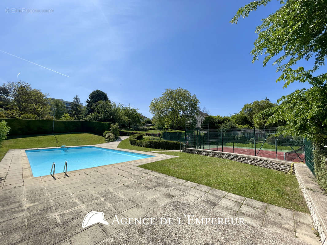 Appartement à RUEIL-MALMAISON