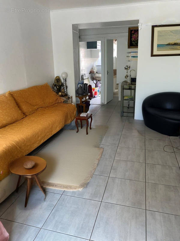 Appartement à MARSEILLE-2E