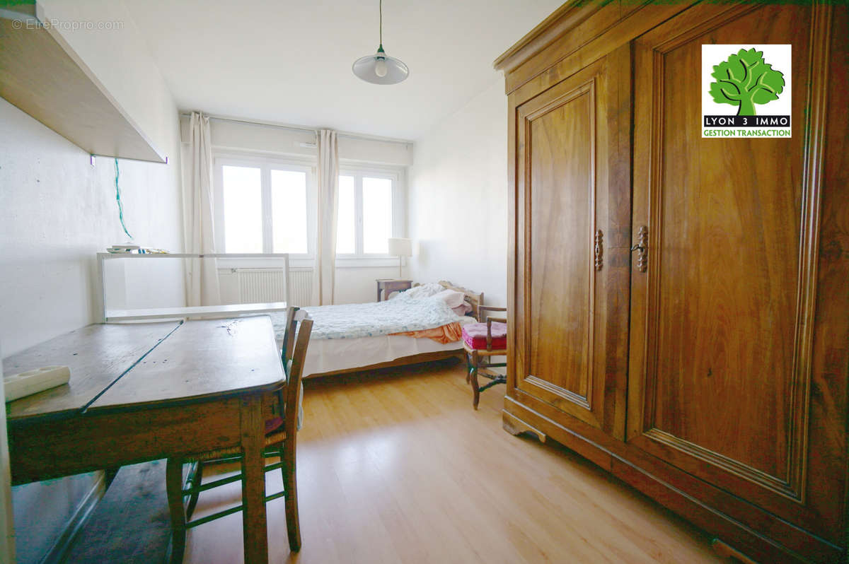 Appartement à SAINTE-FOY-LES-LYON