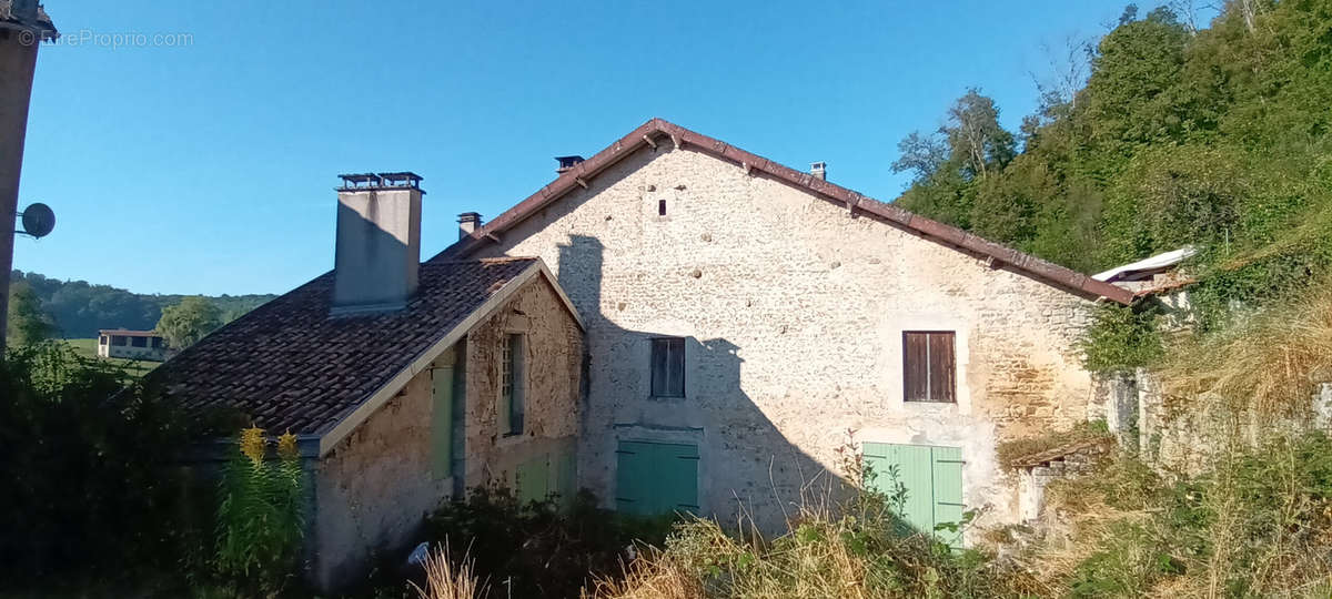 Maison à HARCHECHAMP