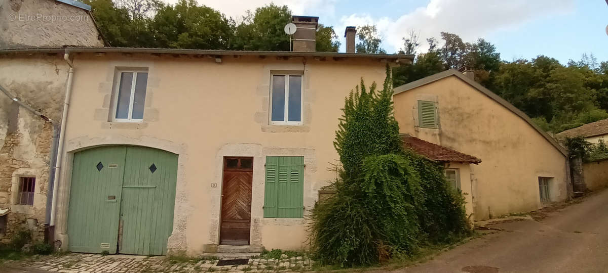 Maison à HARCHECHAMP