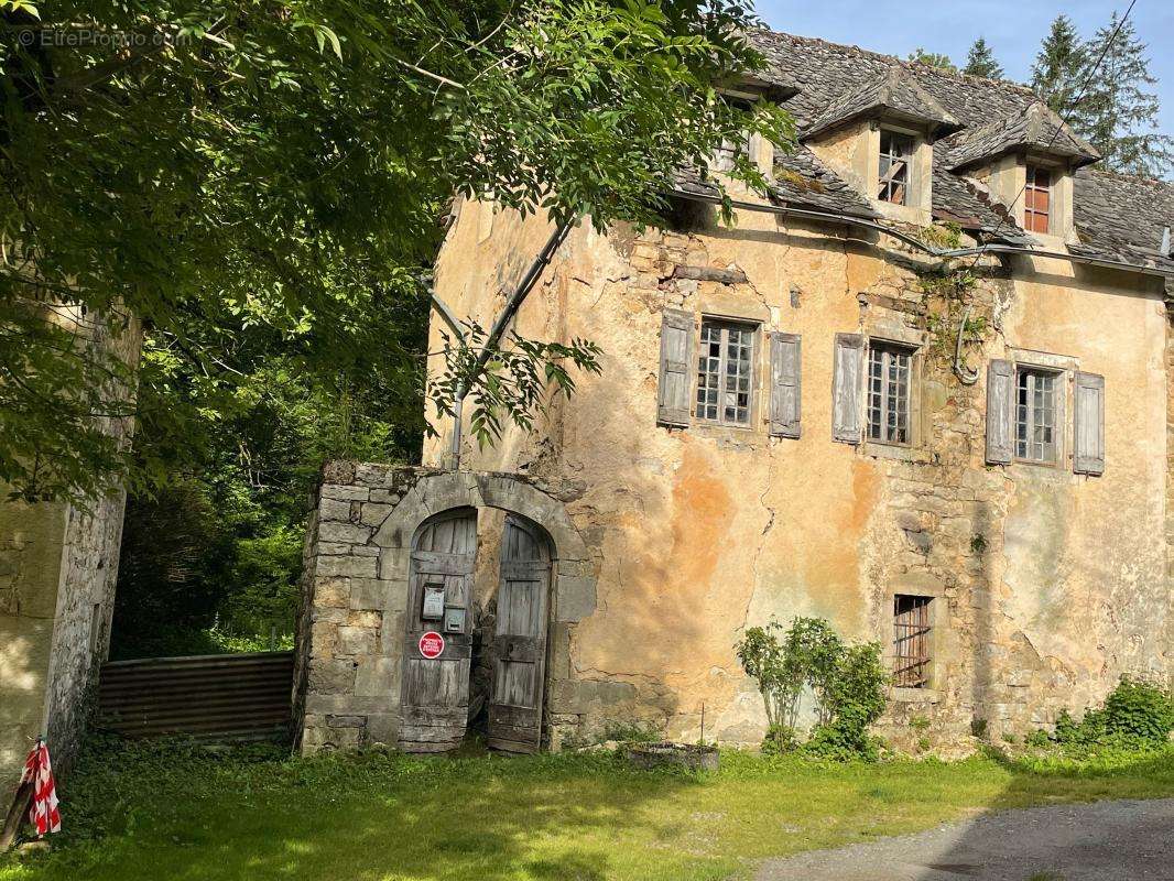 Maison à SALLES-LA-SOURCE