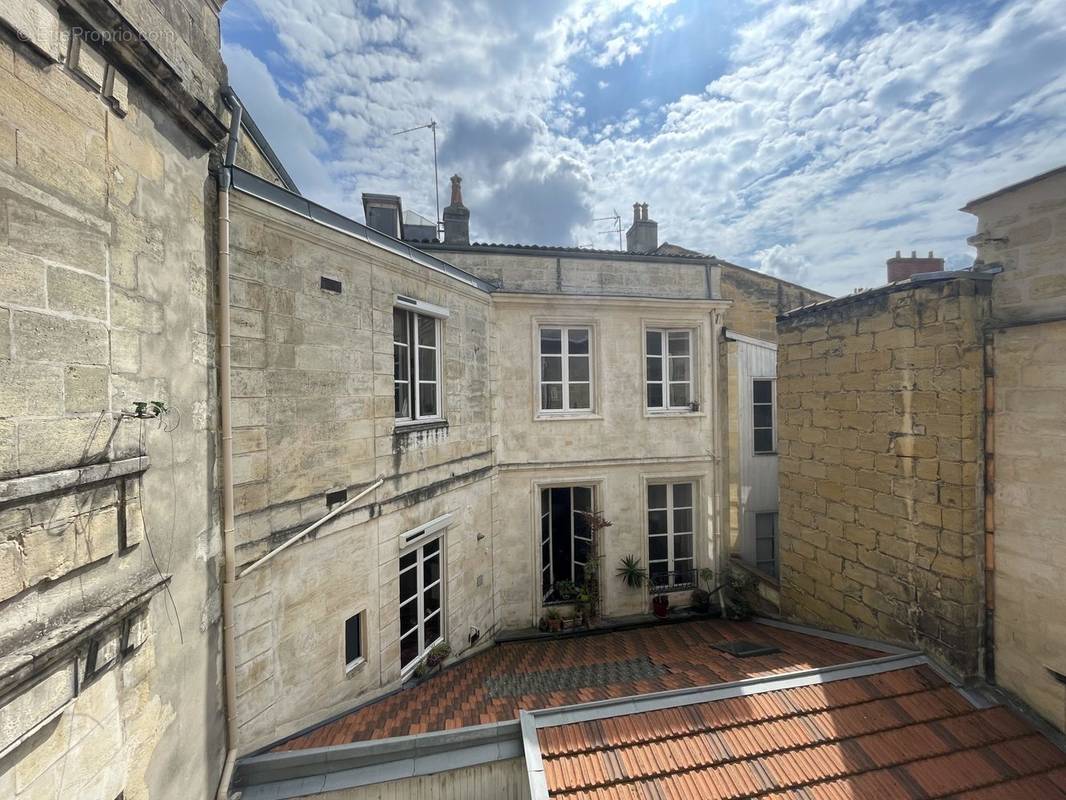 Appartement à BORDEAUX