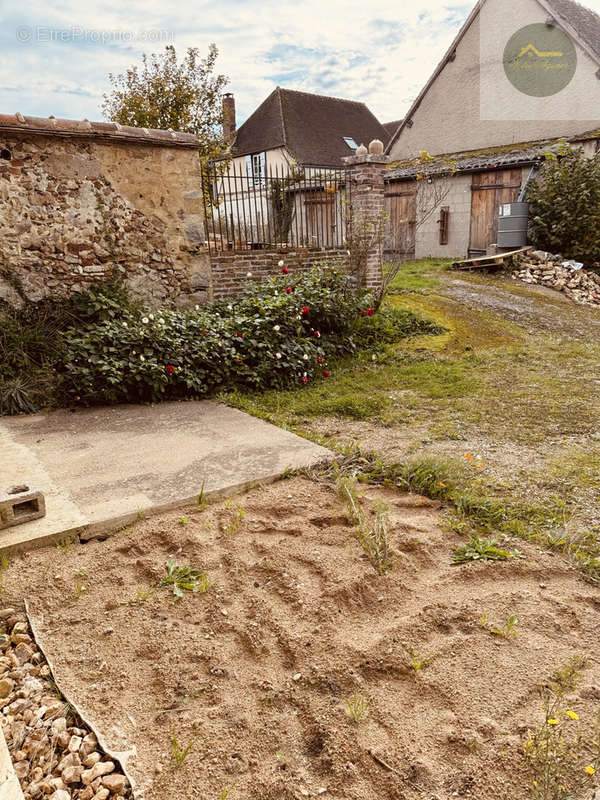 Appartement à CHEROY