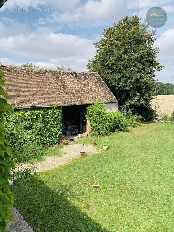 Maison à EGREVILLE